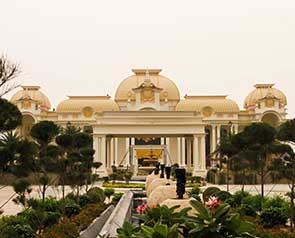 The Grand Orient Resort - GetYourVenue