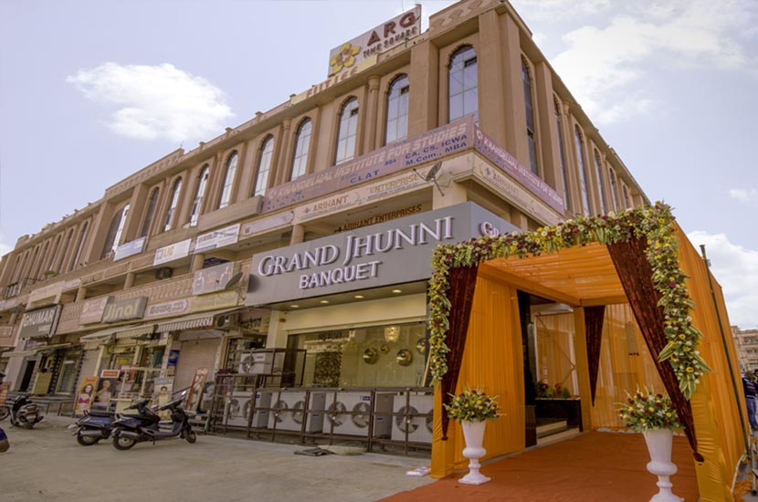 Grand Jhunni Banquet Hall - GetYourVenue