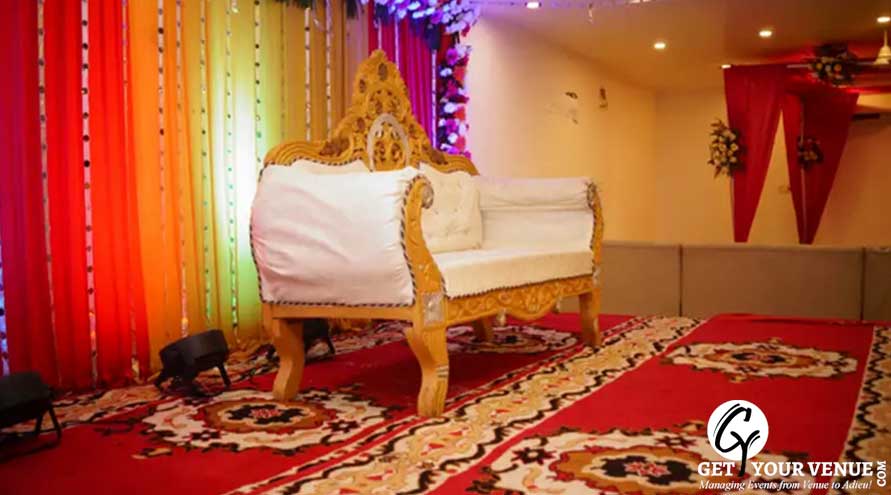 Hotel Noida International In Sector 11 Noida Check Prices Photos Reviews By Gyv