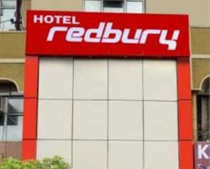 Hotel RedBury - GetYourVenue