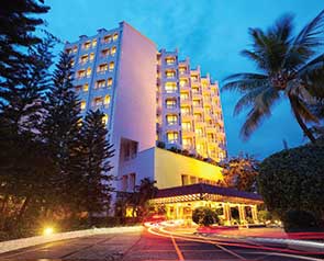 The Gateway Hotel Marine Drive - GetYourVenue