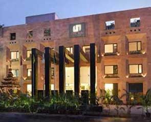 Hotel Hindusthan International - GetYourVenue