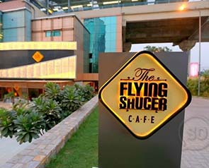 The Flying Saucer Cafe - GetYourVenue