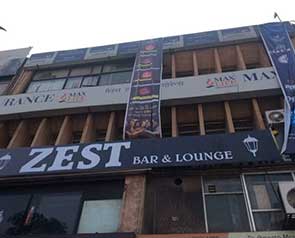 ZEST Astor 18 Bar & Lounge - GetYourVenue