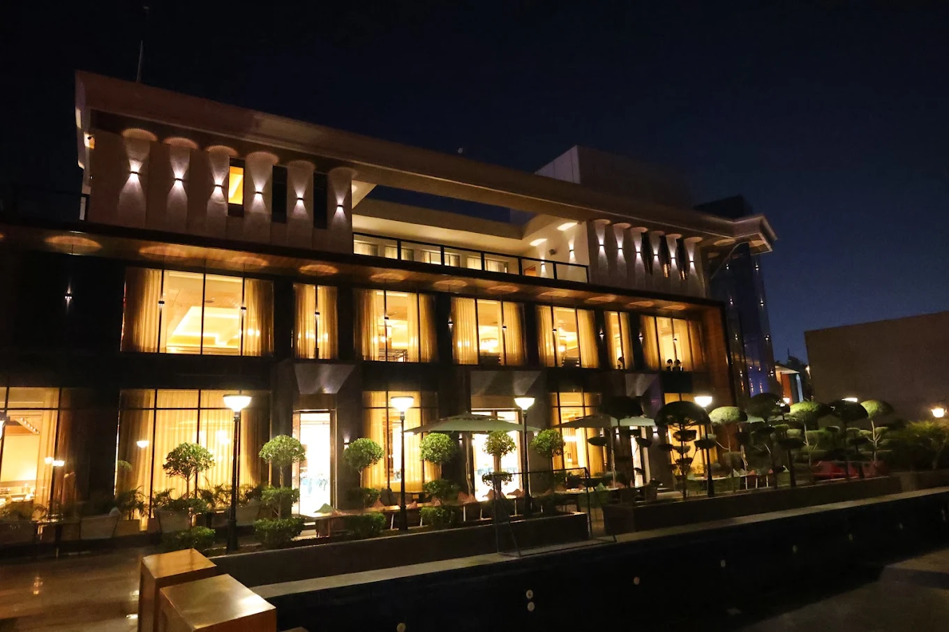Downtown Resorts - GetYourVenue