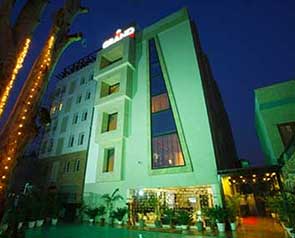 The Grand Hotel Bizzotel - GetYourVenue